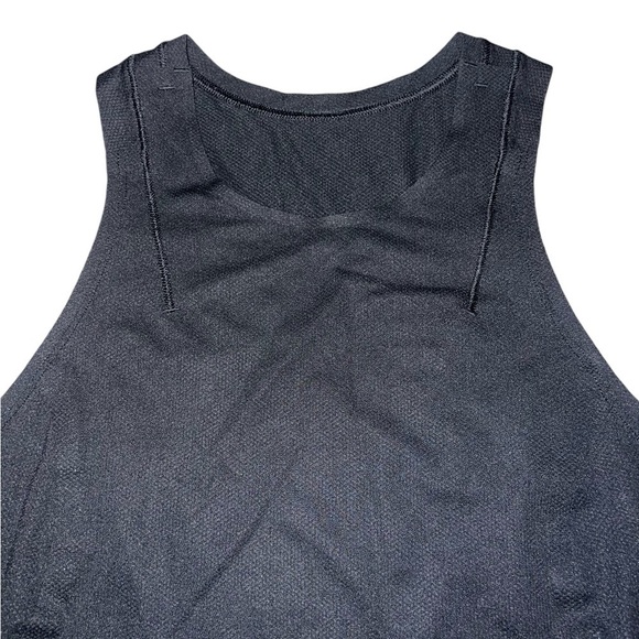 EUC Lululemon Racerback Seamless Edge Cropped Running Tank Size Black XS/S - Picture 3 of 10